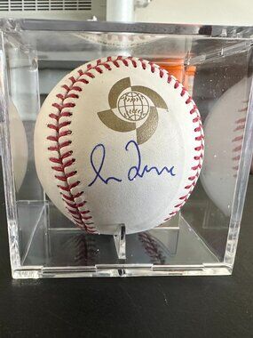 GREG MADDUX SIGNED CUBS, BRAVES, DODGERS AUTOGRAPHED RAWLINGS BASEBALL W/COA 941